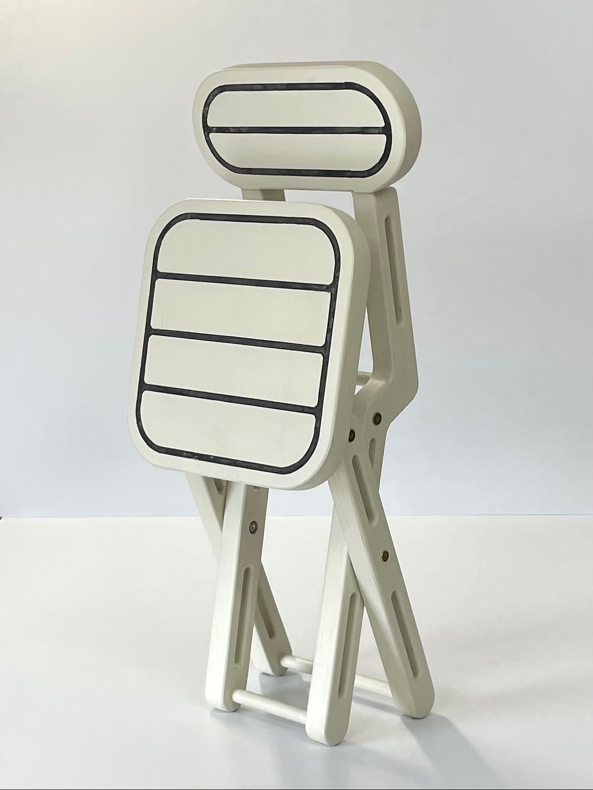 NOOKIE_ chair